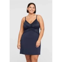 Nuisette Courte En Modal